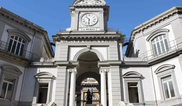 Napoli Federico II Üniversitesi
