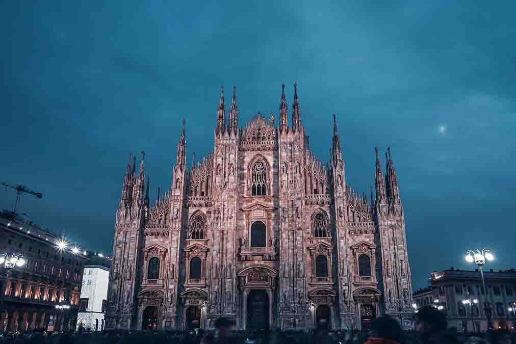 Duomo di Milano Katedrali | Milano'da Gezilecek Yerler