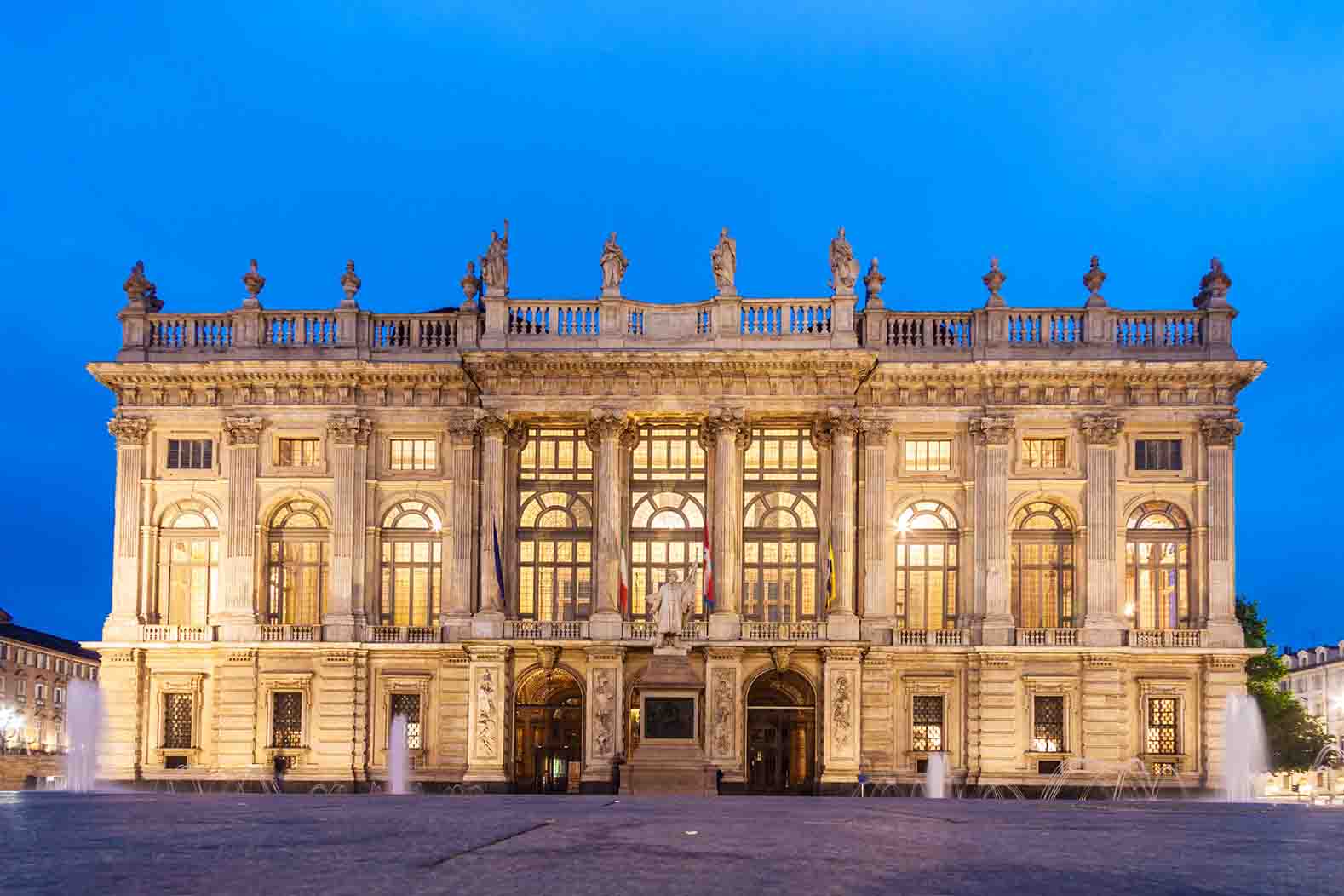 Palazzo Madama - Torino Şehri Gezilecek Yeler