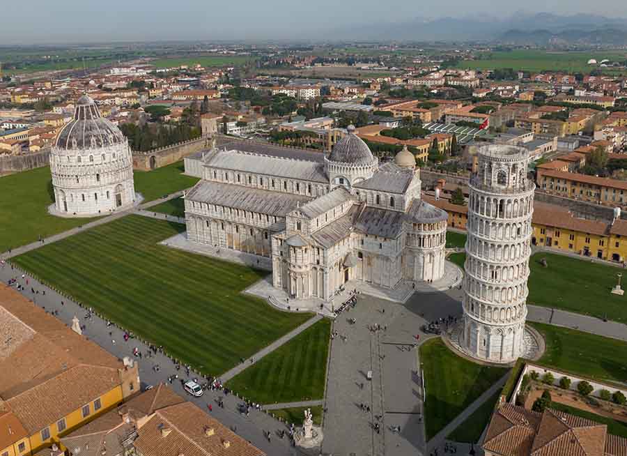 Mucizeler Meydanı - Pisa Şehri Gezilecek Yerler (İtalya)