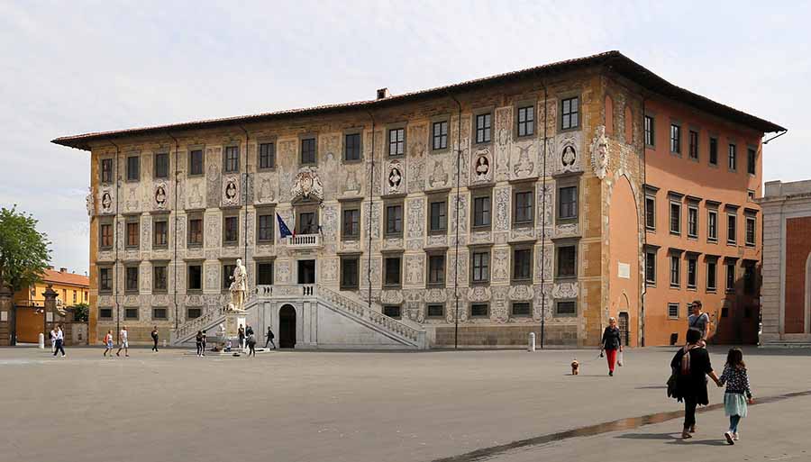 Palazzo Della Carovana (Carovana Sarayı) - Pisa Şehri