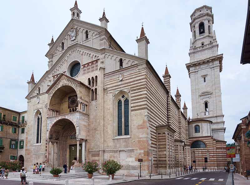 Verona Katedrali | İtalya'da Katedraller