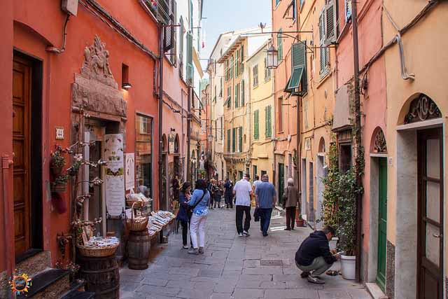 La Spezia Şehri Alışveriş Yapabileceğiniz Yerler - İtalya